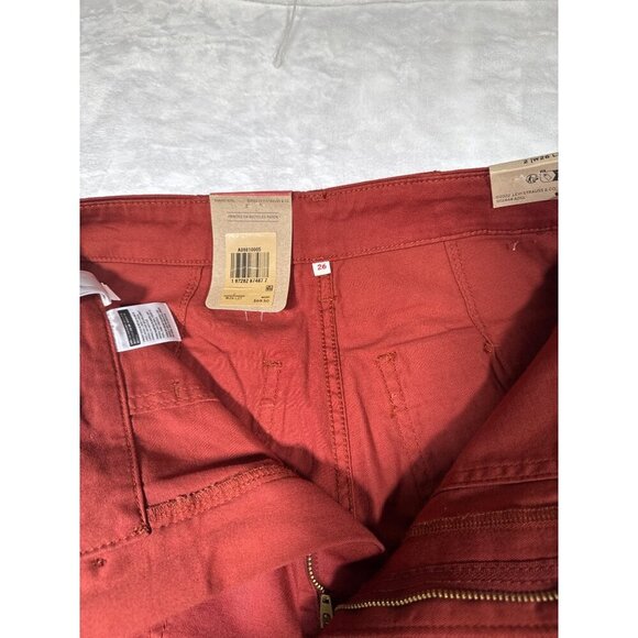 Women's Levi's Surplus Straight Jeans, Size: W26/L27(US 2) Burnt Henna Twill - Picture 9 of 9